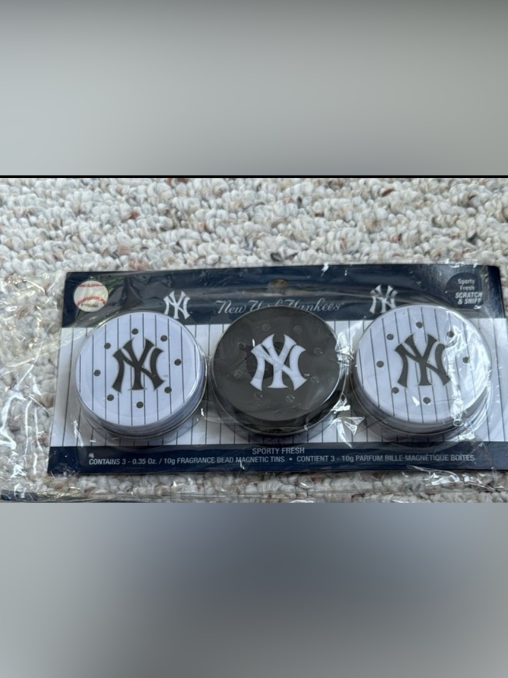 NEW YORK YANKEES FRAGANCE BEAD MAGNETIC TINS SPORTY FRESH nyc air freshener